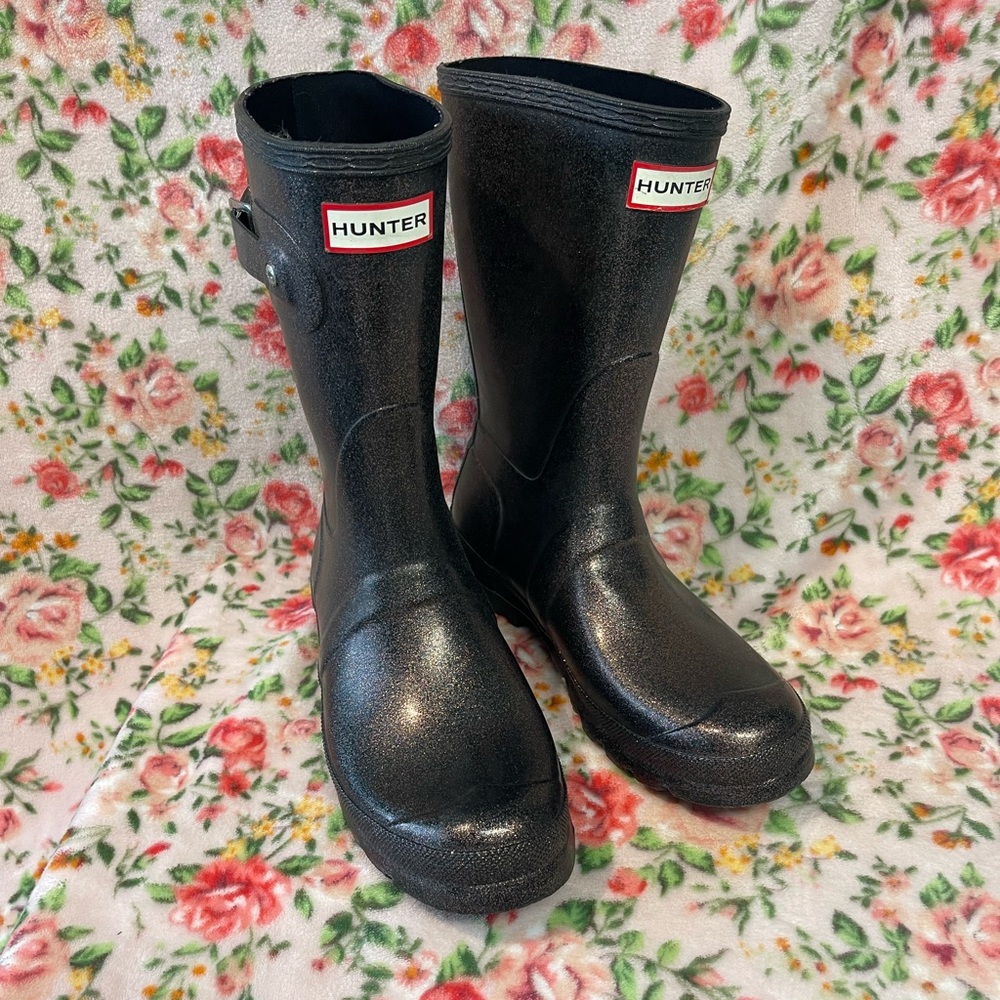 Women’s Sparkly Mid Calf Hunter Boots